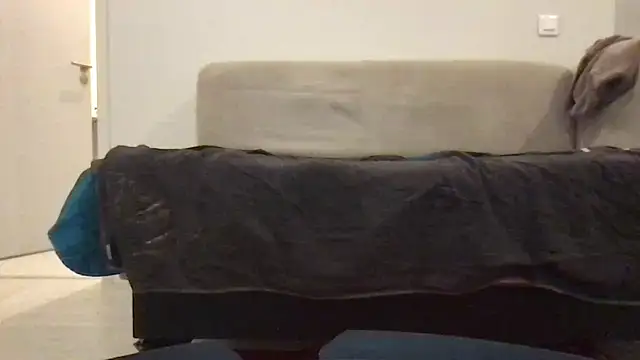 Zaak91190 online show from November 30, 2025, 5:03 pm