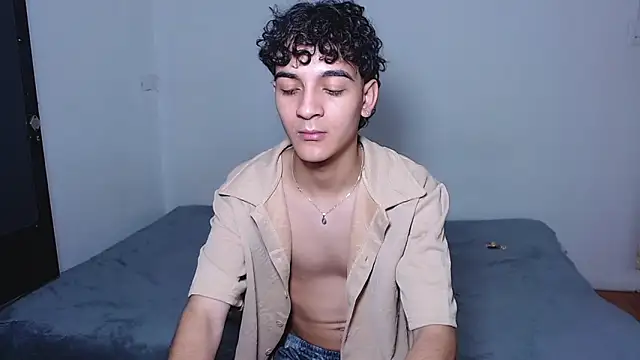 Snapshot of Sam_Cute3 chatting on October 28, 2025, 6:34 am Sam Cute3 online show from October 28, 2025, 6:34 am