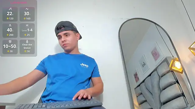 lianfox  online show from February 13, 2026, 1:27 am