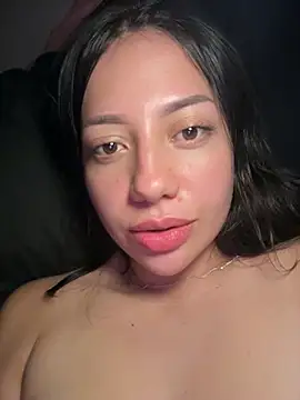 MissCat  online show from May 29, 2026, 12:49 am