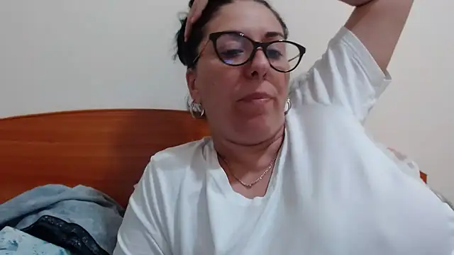 jollene online show from July 10, 2026, 1:55 pm
