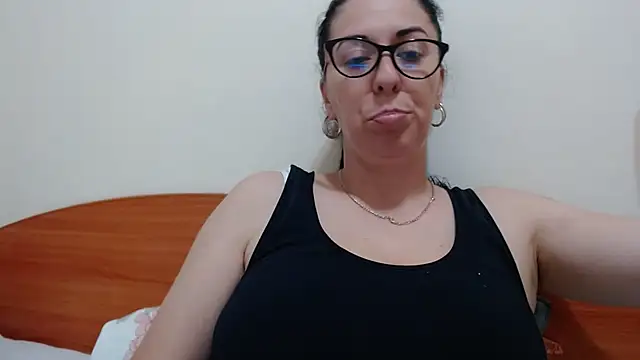 Snapshot of jollene chatting on May 21, 2026, 12:35 pm jollene online show from May 21, 2026, 12:35 pm