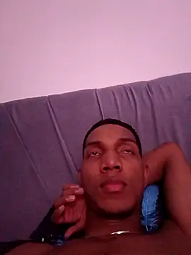 Snapshot of miguelmarcus chatting on February 25, 2026, 6:30 pm miguelmarcus online show from February 25, 2026, 6:30 pm