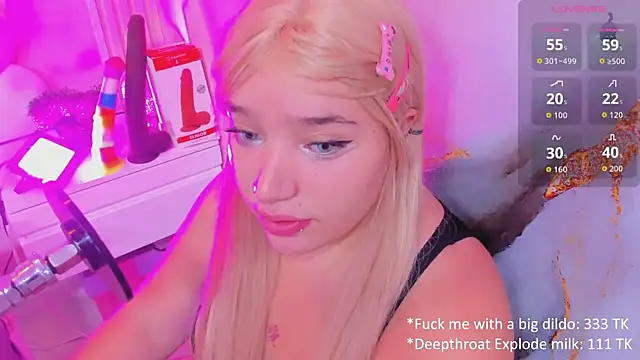 Snapshot of hinata_dolly chatting on February 15, 2026, 10:14 am hinata dolly online show from February 15, 2026, 10:14 am