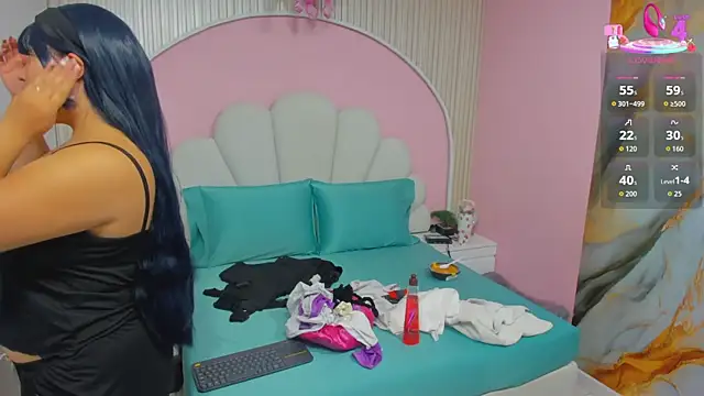 hinata dolly online show from March 27, 2026, 11:11 am