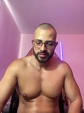 magnumchris online show from March 28, 2026, 7:04 pm