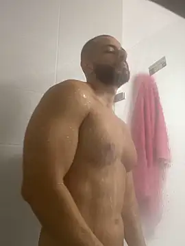 magnumchris online show from April 15, 2026, 3:16 pm