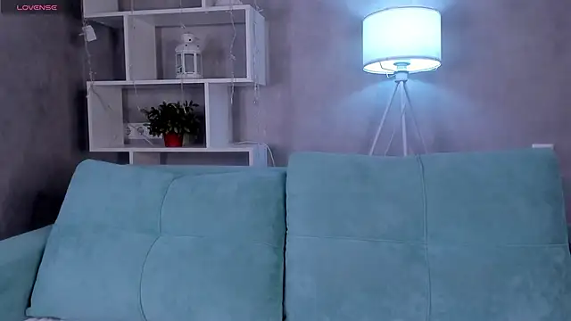 Snapshot of Molly_Platt chatting on November 17, 2025, 9:35 am Molly Platt online show from November 17, 2025, 9:35 am