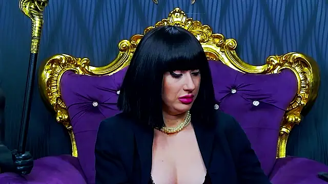 Snapshot of LaraMaeve chatting on February 24, 2026, 5:30 am LaraMaeve online show from February 24, 2026, 5:30 am