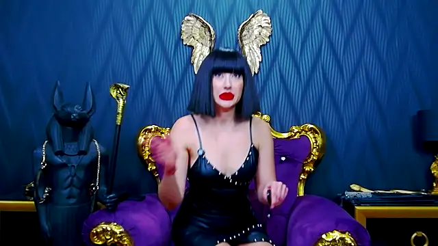 Snapshot of LaraMaeve chatting on December 14, 2025, 6:19 am LaraMaeve online show from December 14, 2025, 6:19 am