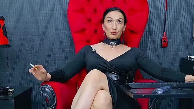 Snapshot of MistressDora chatting on June 26, 2026, 5:57 am MistressDora online show from June 26, 2026, 5:57 am