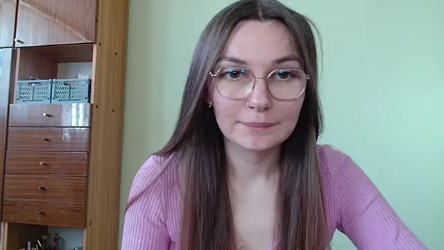 Snapshot of LooveELLYx chatting on February 14, 2025, 11:21 am LooveELLYx online show from February 14, 2025, 11:21 am