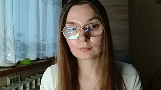 Snapshot of LooveELLYx chatting on December 3, 2025, 2:38 pm LooveELLYx online show from December 3, 2025, 2:38 pm