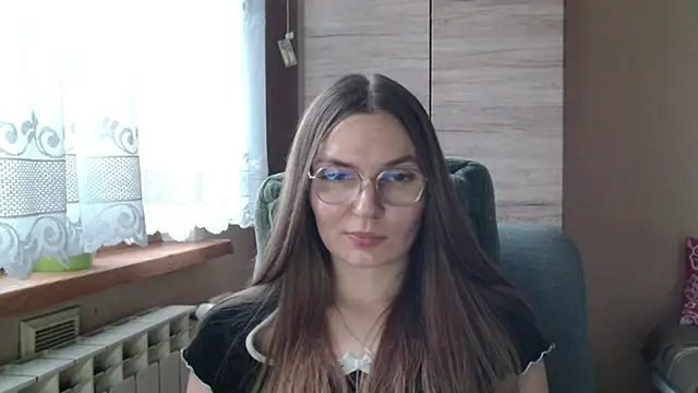 Snapshot of LooveELLYx chatting on December 21, 2025, 7:32 am LooveELLYx online show from December 21, 2025, 7:32 am