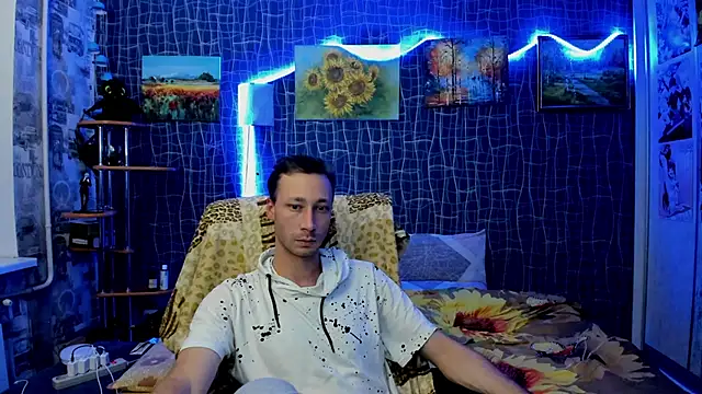 Snapshot of CuteBoy228 chatting on November 27, 2025, 9:48 pm CuteBoy228 online show from November 27, 2025, 9:48 pm