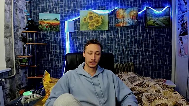 Snapshot of CuteBoy228 chatting on December 15, 2025, 9:09 pm CuteBoy228 online show from December 15, 2025, 9:09 pm