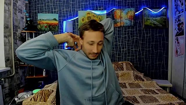 Snapshot of CuteBoy228 chatting on December 18, 2025, 1:26 pm CuteBoy228 online show from December 18, 2025, 1:26 pm