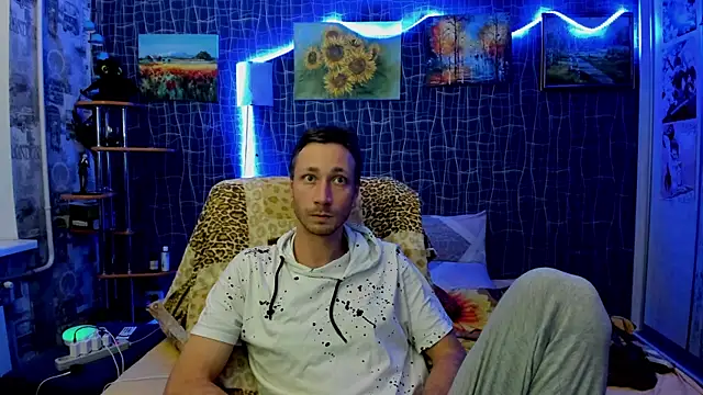 Snapshot of CuteBoy228 chatting on November 28, 2025, 9:26 pm CuteBoy228 online show from November 28, 2025, 9:26 pm