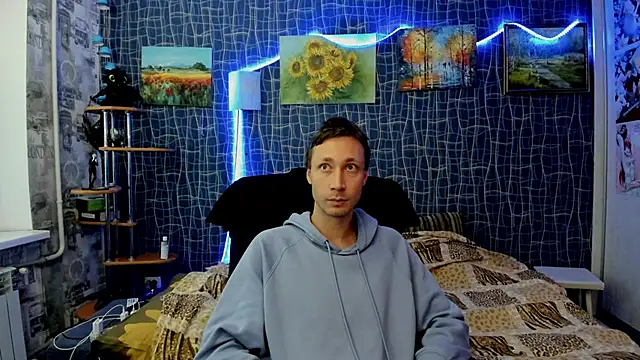 CuteBoy228 online show from December 21, 2025, 12:40 pm