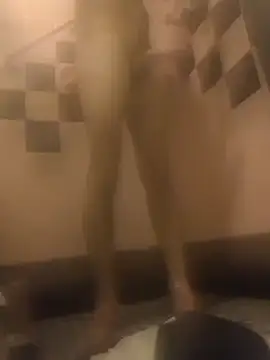 Snapshot of straightozgoesdwn chatting on November 6, 2025, 1:04 pm straightozgoesdwn online show from November 6, 2025, 1:04 pm