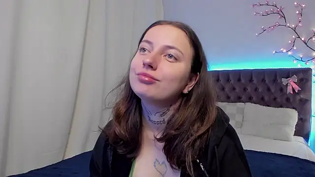 LilaVame online show from September 28, 2025, 7:21 pm