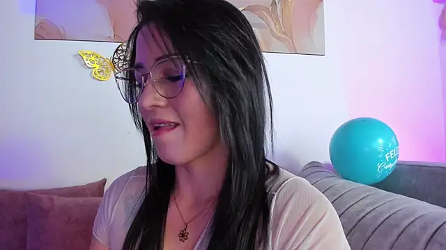 kamila flower online show from November 4, 2025, 1:59 pm