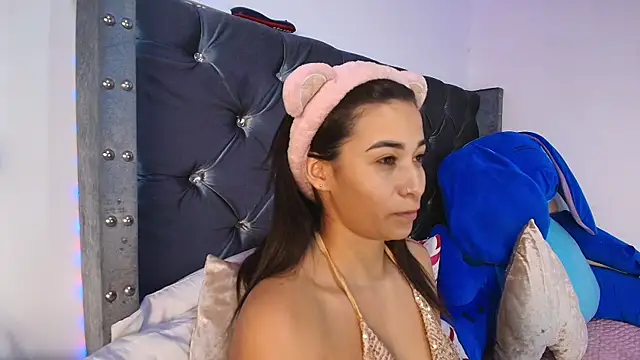 GraceWallace  online show from October 26, 2025, 8:20 pm