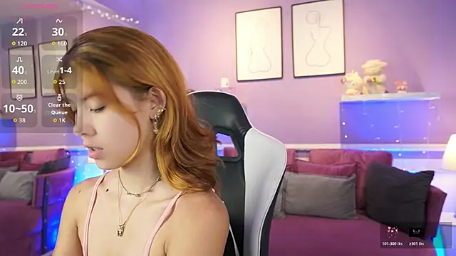 DahliaGrey online show from April 14, 2026, 11:37 am