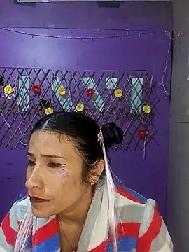 Snapshot of karinnahotdirty chatting on September 24, 2025, 10:38 pm karinnahotdirty online show from September 24, 2025, 10:38 pm