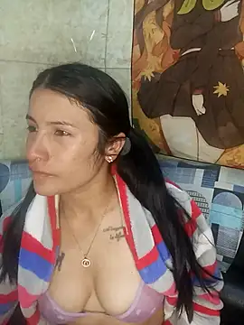 Snapshot of karinnahotdirty chatting on September 18, 2025, 1:52 am karinnahotdirty online show from September 18, 2025, 1:52 am