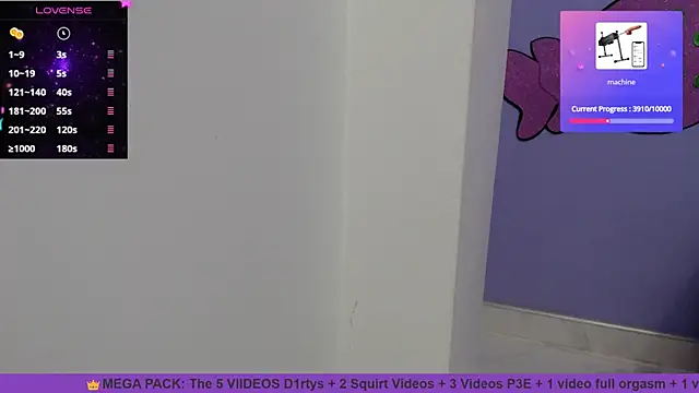 skinnykalitzo18 online show from December 3, 2025, 1:54 pm