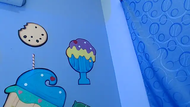 skinnykalitzo18 online show from February 16, 2026, 2:27 pm