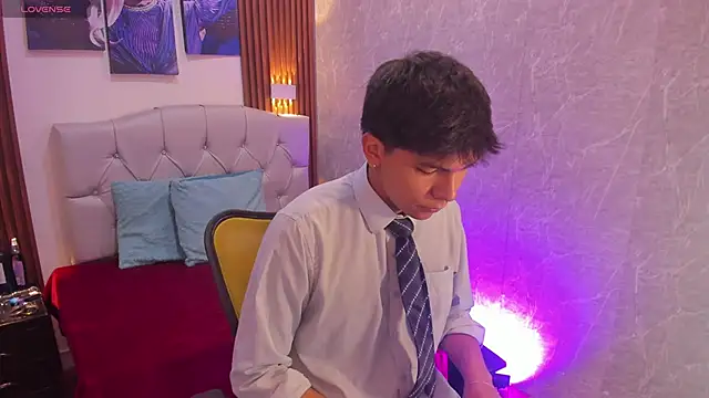 Thiago Kozak online show from October 23, 2025, 1:43 pm