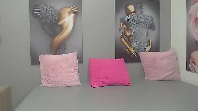 AntonellaBlanc online show from April 15, 2026, 4:29 am