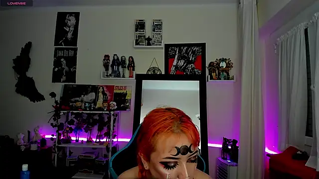 Snapshot of Makii_33 chatting on October 12, 2025, 4:36 am Makii 33 online show from October 12, 2025, 4:36 am