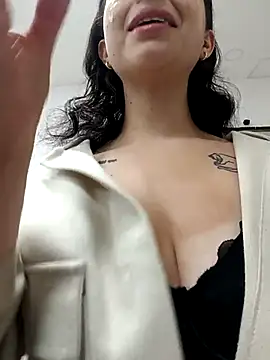 anntonella watson online show from March 24, 2026, 11:10 am