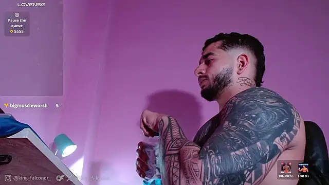 king falconer online show from March 10, 2026, 4:27 am