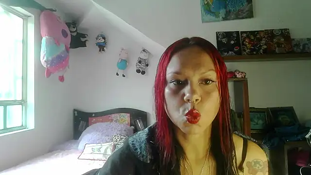 Snapshot of house-starblue chatting on May 20, 2026, 6:16 pm house-starblue online show from May 20, 2026, 6:16 pm
