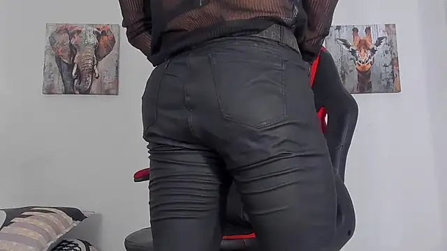 Snapshot of magnusclark chatting on July 8, 2026, 6:41 pm magnusclark online show from July 8, 2026, 6:41 pm
