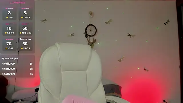 Snapshot of princessluna_19 chatting on October 8, 2025, 9:48 pm princessluna 19 online show from October 8, 2025, 9:48 pm