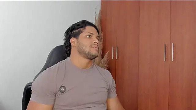 Evansdark1 online show from April 5, 2026, 10:16 pm