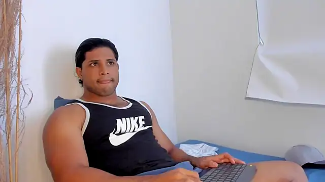 Evansdark1 online show from February 17, 2026, 5:21 pm