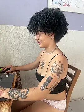 Snapshot of CamillyBlum chatting on November 21, 2025, 7:57 pm CamillyBlum online show from November 21, 2025, 7:57 pm