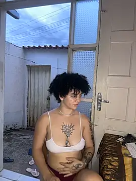 Snapshot of CamillyBlum chatting on November 10, 2025, 10:04 pm CamillyBlum online show from November 10, 2025, 10:04 pm