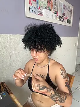 Snapshot of CamillyBlum chatting on November 15, 2025, 3:38 pm CamillyBlum online show from November 15, 2025, 3:38 pm