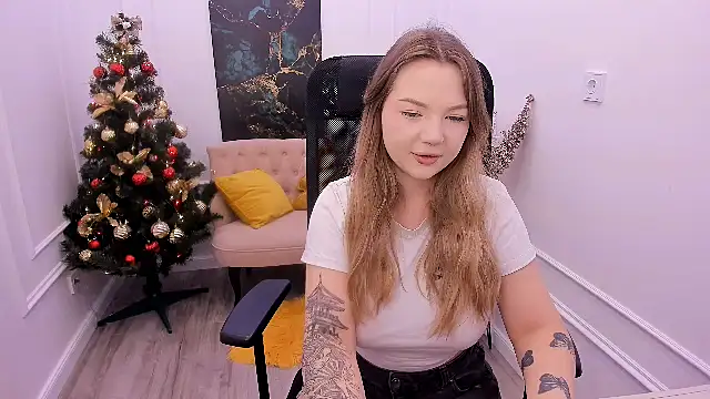 MariaRobinsone online show from December 19, 2025, 11:45 am