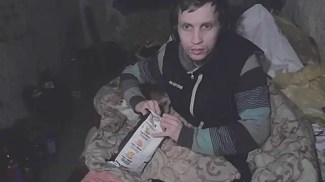 makarov1993 online show from December 18, 2025, 4:00 pm