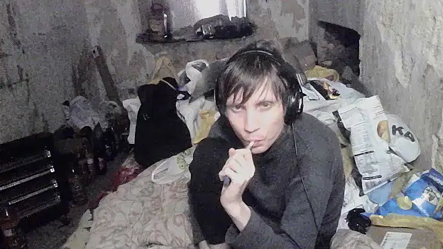 Snapshot of makarov1993 chatting on May 24, 2026, 1:49 am makarov1993 online show from May 24, 2026, 1:49 am