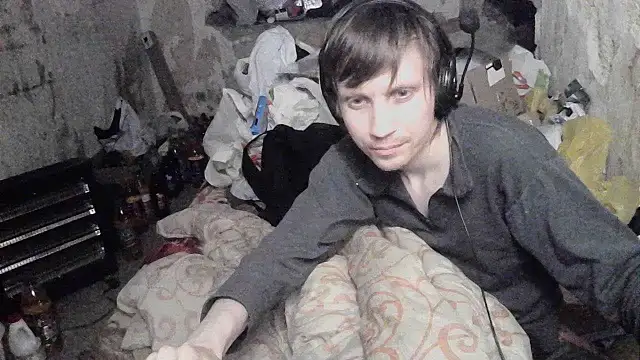 Snapshot of makarov1993 chatting on May 30, 2026, 12:11 pm makarov1993 online show from May 30, 2026, 12:11 pm