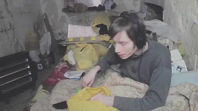 Snapshot of makarov1993 chatting on April 24, 2026, 2:24 am makarov1993 online show from April 24, 2026, 2:24 am